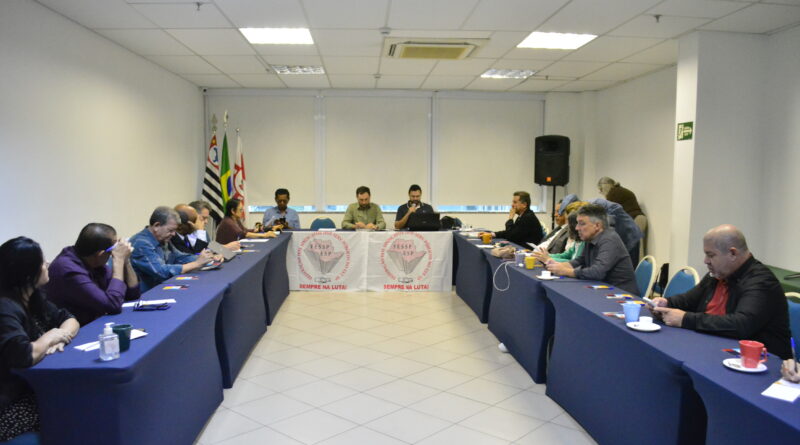 Federação realiza Assembleia e define estratégias para demandas do funcionalismo